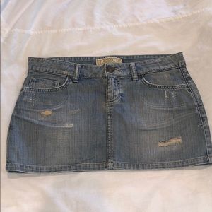Zara TRF Denim Mini Skirt Size 6✨